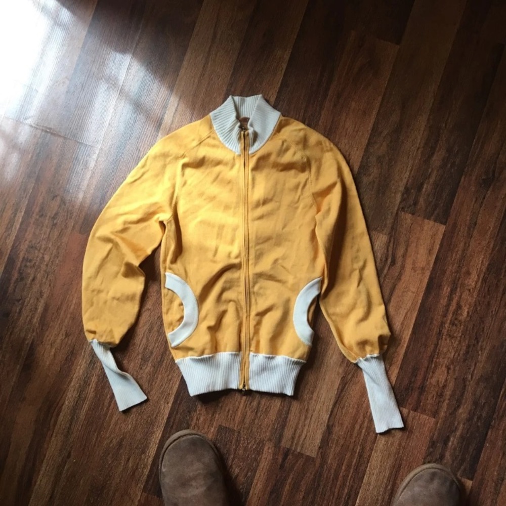 Retro sweater!